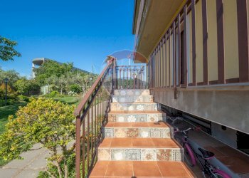 Scale - Villa Via Magenta
 
21, Mascalucia - foto 11