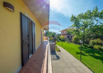 Terrazza - Villa Via Magenta
 
21, Mascalucia - foto 21