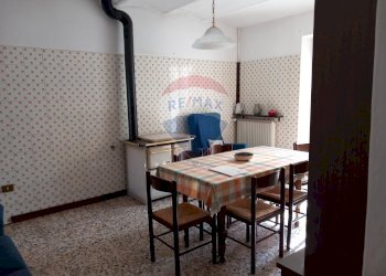 Sala da pranzo - Casa semi indipendente via Vico
 
2, Mallare - foto 32