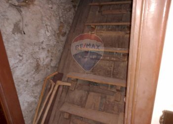 Scale - Casa semi indipendente via Vico
 
2, Mallare - foto 39