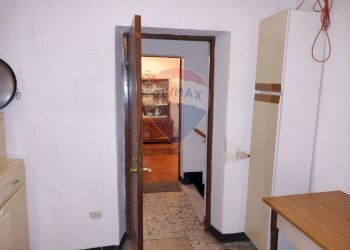 Hall / corridoio - Casa semi indipendente via Vico
 
2, Mallare - foto 49