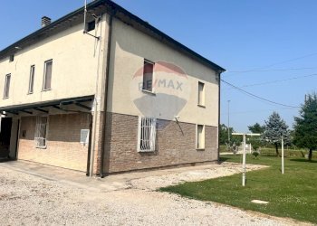 Casa all\'aperto - Casa semi indipendente Via Bova
132, Ferrara - foto 1