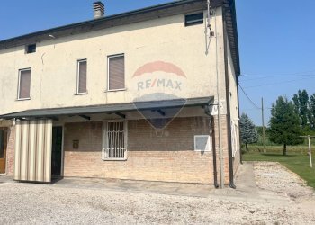 Casa all\'aperto - Casa semi indipendente Via Bova
132, Ferrara - foto 2