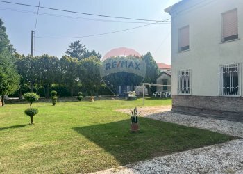 Giardino - Casa semi indipendente Via Bova
132, Ferrara - foto 25