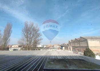 Edificio all\'aperto - Capannone VIa Compagnoni
 
21/23, Tresignana - foto 6