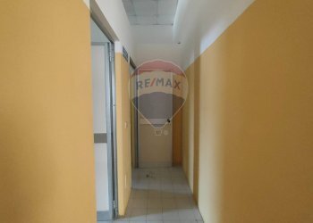 Hall / corridoio - Capannone VIa Compagnoni
 
21/23, Tresignana - foto 16