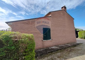 Casa all\'aperto - Casa semi indipendente vicolo quartiere cieco
20, Tresignana - foto 4