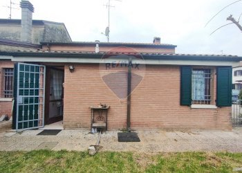 Casa all\'aperto - Casa semi indipendente vicolo quartiere cieco
20, Tresignana - foto 8