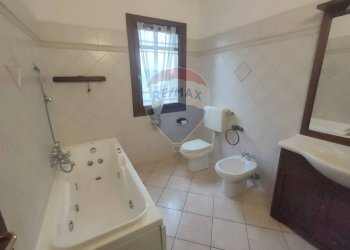 Bagno - Casa semi indipendente vicolo quartiere cieco
20, Tresignana - foto 27