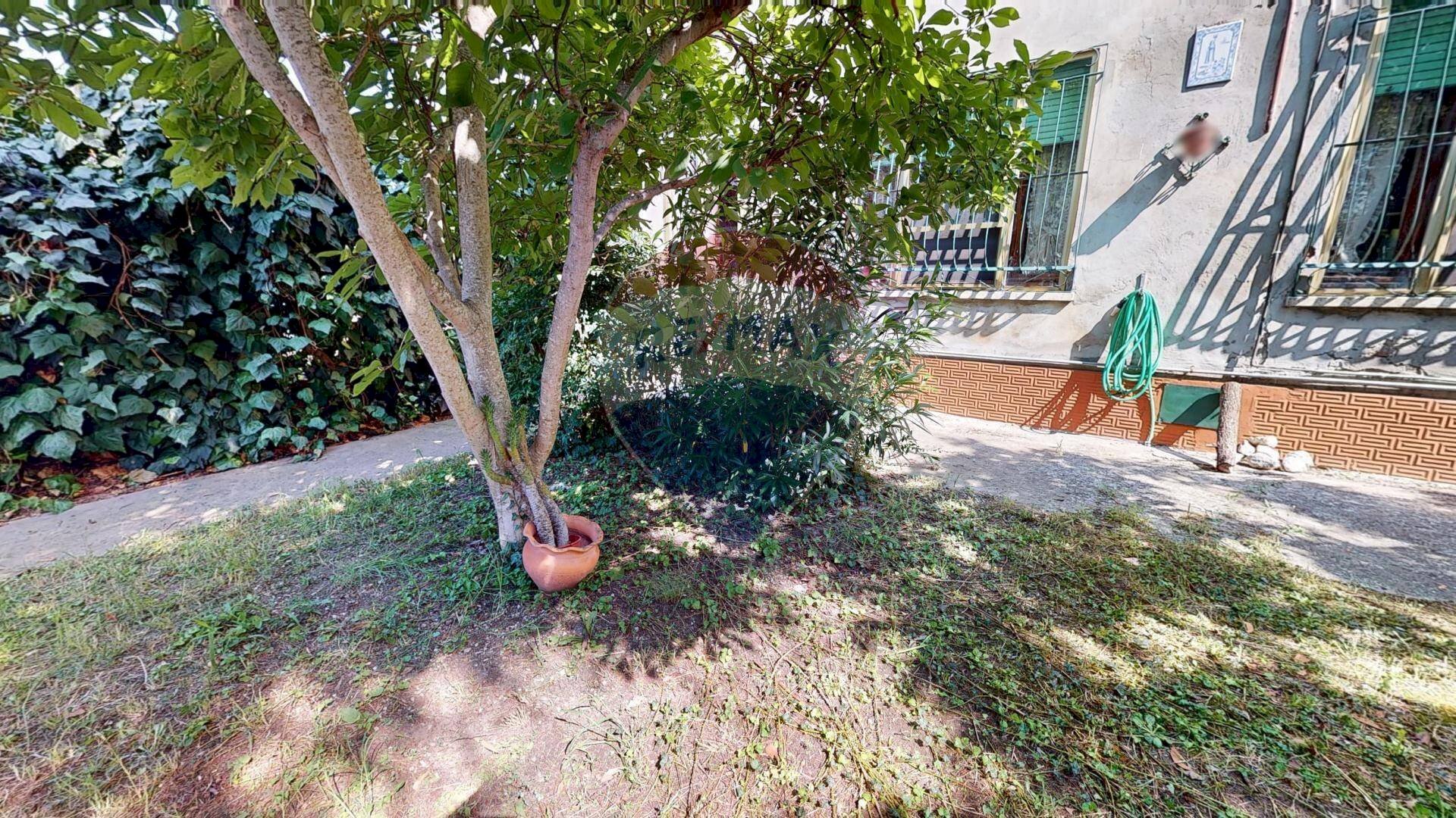 Giardino - Independent house Via  Giancarlo Ghiraldi
 
1, Copparo - photo 2