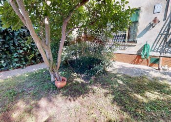 Giardino - Casa indipendente Via  Giancarlo Ghiraldi
 
1, Copparo - foto 3