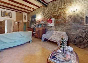 Soggiorno - Casa indipendente Via  Giancarlo Ghiraldi
 
1, Copparo - foto 10
