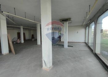 Parcheggio - Independent house Via Togliatti
 
1/2/3, Riva del Po - photo 10