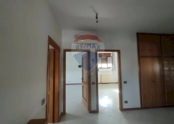 Hall / corridoio - Independent house Via Togliatti
 
1/2/3, Riva del Po - photo 30