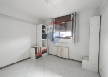 Stanza vuota - Independent house Via Togliatti
 
1/2/3, Riva del Po - photo 41