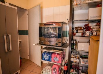 Cucina - Bar Tavola Calda - Fredda Via Massafiscaglia
 
75, Ferrara - foto 16