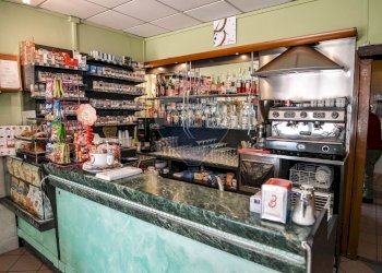 Dispensa di stoccaggio - Bar Tavola Calda - Fredda Via Massafiscaglia
 
75, Ferrara - foto 26