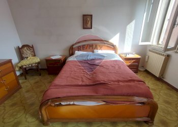Camera / camera da letto - Casa semi indipendente via Canalona
 
5, Jolanda di Savoia - foto 26