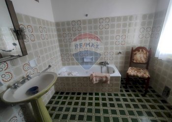 Bagno - Casa semi indipendente via Canalona
 
5, Jolanda di Savoia - foto 28