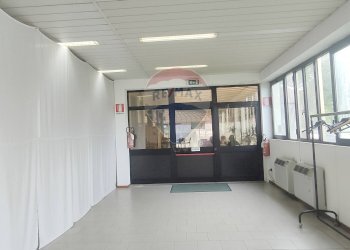 Ricezione / Lobby - Locale Commerciale Via Dell'Artigianato
 
5, Tresignana - foto 33