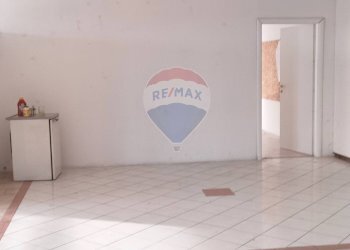 Stanza vuota - Locale Commerciale Via Dell'Artigianato
 
5, Tresignana - foto 41