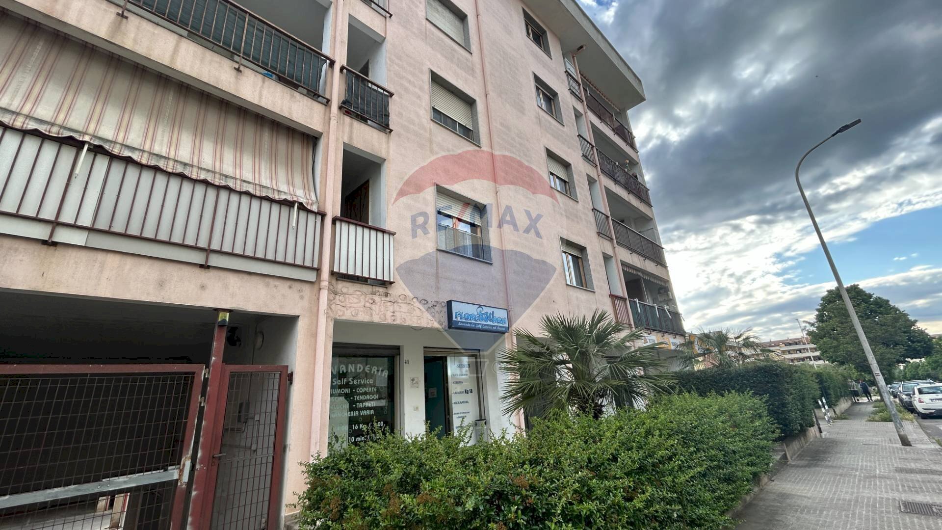 Edificio all\'aperto - Locale Commerciale via cesaraccio
 
41, Sassari - foto 2