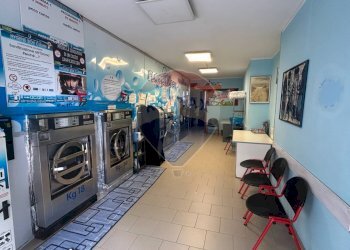 Lavanderia - Locale Commerciale via cesaraccio
 
41, Sassari - foto 1