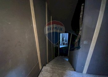 Hall / corridoio - Locale Commerciale Largo Sant'Agnese, Somma Lombardo - foto 21