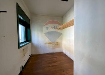 Stanza vuota - Locale Commerciale Largo Sant'Agnese, Somma Lombardo - foto 29