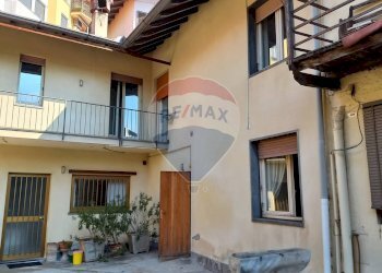 Edificio all\'aperto - Casa semi indipendente Somma Lombardo - foto 4