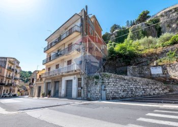 Edificio all\'aperto - Appartamento Via Fontana
 
350, Modica - foto 56