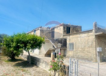 Casa all\'aperto - Casa indipendente Via del Tellesimo - San Giacomo
 
24, Ragusa - foto 3
