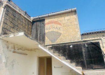 Edificio all\'aperto - Casa indipendente Via del Tellesimo - San Giacomo
 
24, Ragusa - foto 29