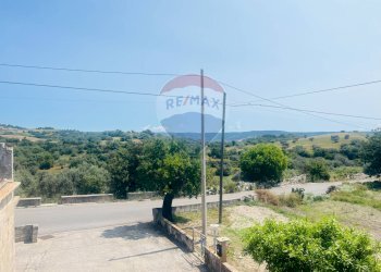 Vista delle montagne - Casa indipendente Via del Tellesimo - San Giacomo
 
24, Ragusa - foto 36