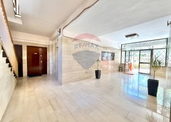 Ricezione / Lobby - Trilocale VIA SVIZZERA
 
39/B, Marano di Napoli - foto 3