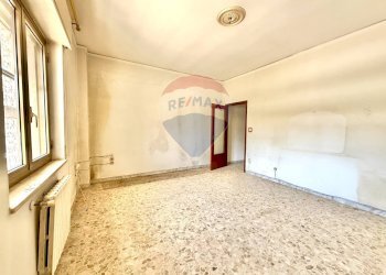 Stanza vuota - Trilocale VIA SVIZZERA
 
39/B, Marano di Napoli - foto 9