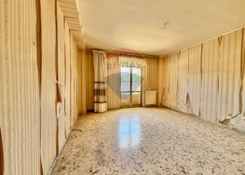 Stanza vuota - Trilocale VIA SVIZZERA
 
39/B, Marano di Napoli - foto 15