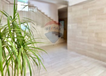 Ricezione / Lobby - Trilocale VIA SVIZZERA
 
39/B, Marano di Napoli - foto 23