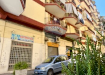 Edificio all\'aperto - Trilocale VIA SVIZZERA
 
39/B, Marano di Napoli - foto 29