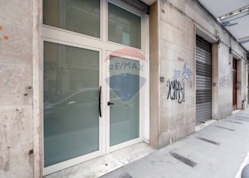 Edificio all\'aperto - Locale Commerciale Via Francesco Lattanzio
 
23, Bari - foto 1