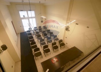 Sala da pranzo - Locale Commerciale Via Francesco Lattanzio
 
23, Bari - foto 23