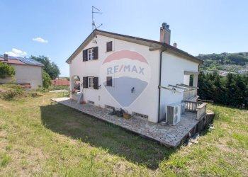 Casa all\'aperto - Villa via trasbordo
 
15, San Vito Chietino - foto 4