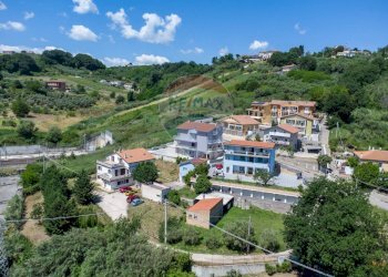 Casa all\'aperto - Villa via trasbordo
 
15, San Vito Chietino - foto 16