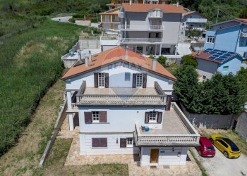 Casa all\'aperto - Villa via trasbordo
 
15, San Vito Chietino - foto 5