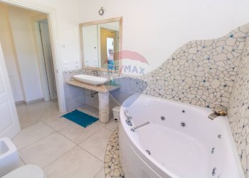 Bagno - Villa via trasbordo
 
15, San Vito Chietino - foto 33