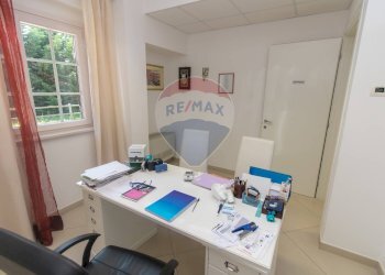 Ufficio - Villa via trasbordo
 
15, San Vito Chietino - foto 38