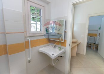 Bagno - Villa via trasbordo
 
15, San Vito Chietino - foto 43