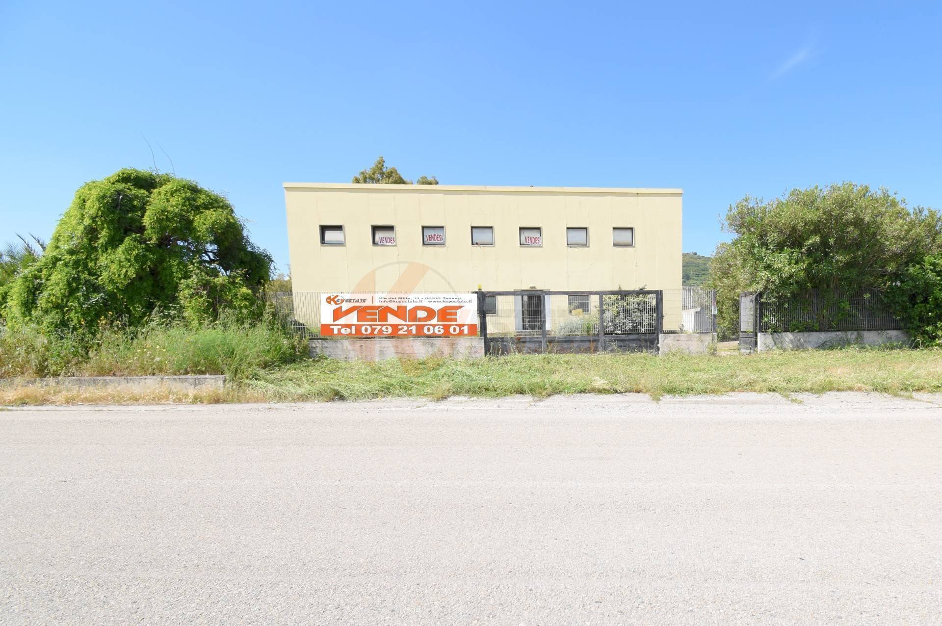 Foto 1 - Capannone zona industriale, Muros - foto 1