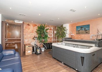 Foto 6 - Villa Via Chiesa di Tagliaborse
 
24, Mascali - foto 6