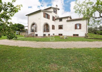 Foto 1 - Villa Strada Teverina, Viterbo - foto 1